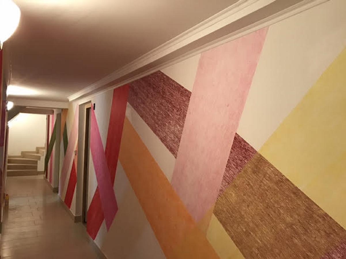 Opera Hostel Будапеща Екстериор снимка
