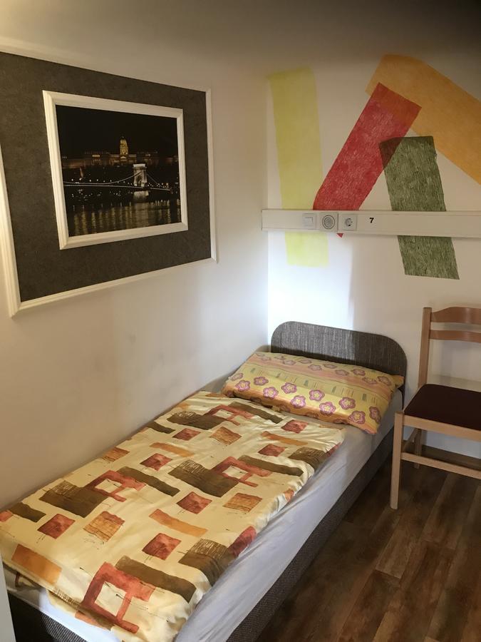 Opera Hostel Будапеща Екстериор снимка