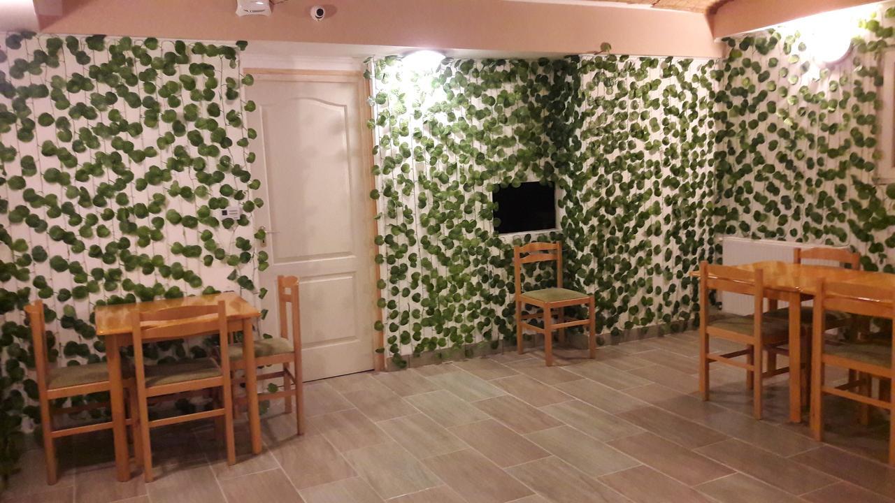 Opera Hostel Будапеща Екстериор снимка